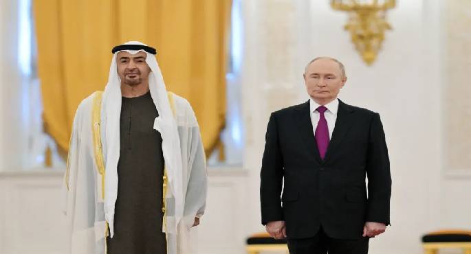 بوتين لرئيس الإمارات: أتطلع لمناقشة التوتر المرتبط بإيران معكم