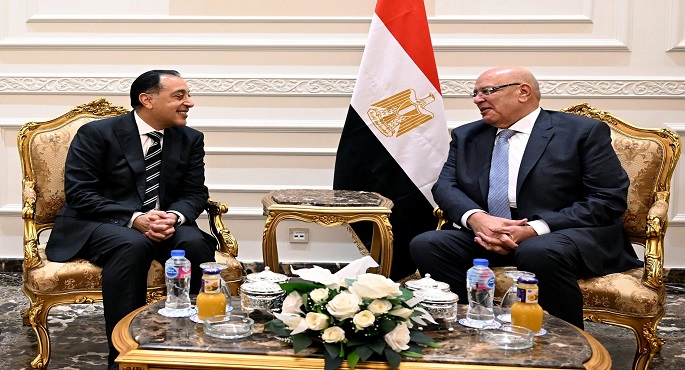 في زيارة لمقر المجلس بالعاصمة الجديدة.. رئيس الوزراء يهنئ المستشار هشام بدوى رئيس مجلس النواب بتولى مهام منصبه