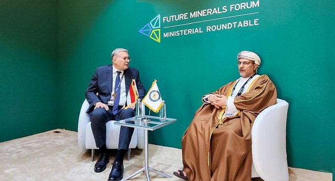 وزير البترول يبحث تبادل الخبرات فى مجال التعدين مع سلطنة عُمان