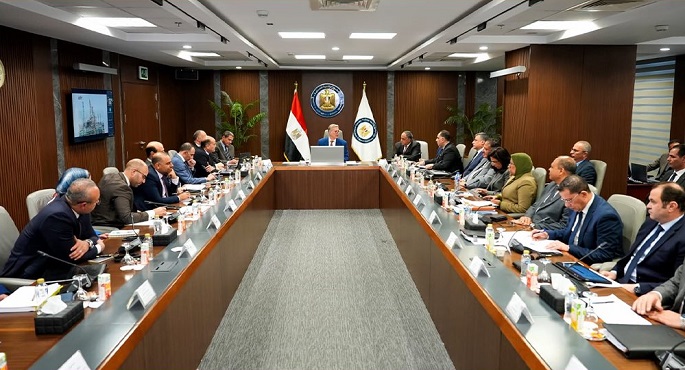 وزير البترول: شركة البتروكيماويات المصرية تلعب دورا رئيسيا فى توطين المنتجات الأساسية