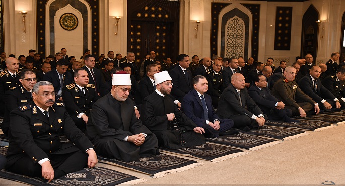 احتفالا بالذكرى الـ 74 لعيد الشرطة.. وزير الداخلية يؤدى صلاة الجمعة بمسجد الشرطة بالقاهرة الجديدة