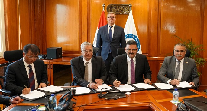 البترول: توقيع مذكرة تفاهم مع شركة الصينية للاستثمار فى الخامات التعدينية بالمثلث الذهبى