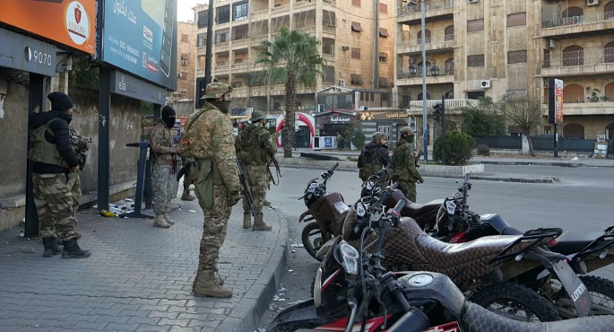 بعد انتهاء مهلة الخروج .. القوات السورية تبدأ عملية عسكرية ضد “قسد”