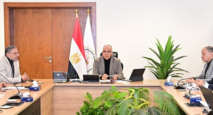 وزير الرى يتابع جهود “المركز القومي لبحوث المياه” ومقترحات التطوير