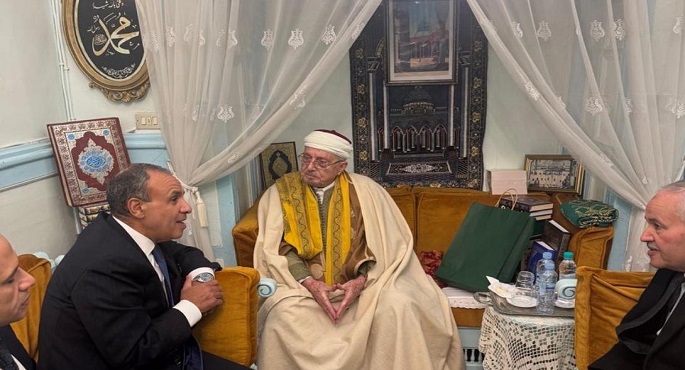 وزير الخارجية يؤكد لمفتى الجمهورية التونسية عمق الروابط الأخوية والتاريخية بين البلدين