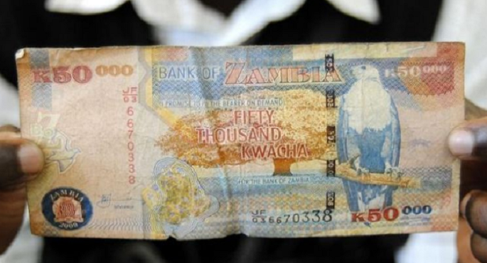 عملة زامبيا قرب أعلى مستوى في عامين بعد خطة الحكومة لتقليل استخدام الدولار