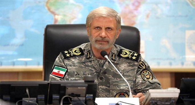 قائد الجيش الإيرانى: تصريحات ترامب ونتنياهو بشأن الاحتجاجات تمثل تهديدًا وسنرد عليها