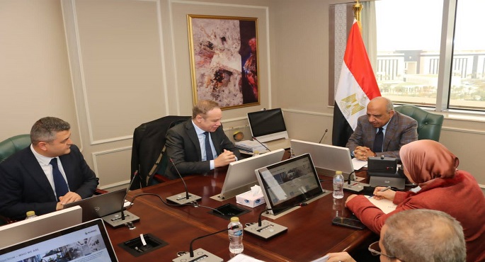 وزير الكهرباء يبحث مع شركة أكوا باور السعودية تعزيز التعاون فى مجالات الطاقة المتجددة ودعم الشبكة الموحدة