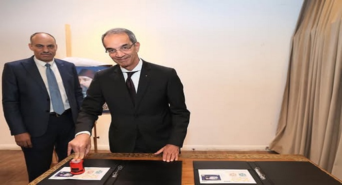 وزير الاتصالات يتفقد أجنحة معرض الرواد السنوى لهواة جمع الطوابع 2026