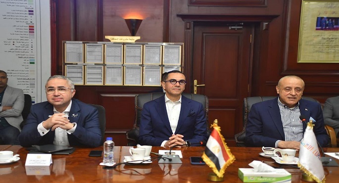 وزير الاستثمار يلتقى مستثمرى الأقصر .. حوافز تصل إلى 50% ودعم كامل لمشروعات الصعيد