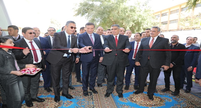 وزيرا الزراعة والتموين ومحافظة الجيزة يفتتحون معرض السلع الغذائية بالمتحف الزراعى