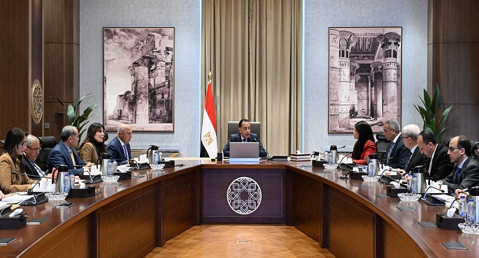 مدبولى يتابع إجراءات إعادة هيكلة وتطوير الأداء المالى  لهيئات تابعة لوزارة النقل