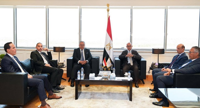 وزير الاستثمار: تفعيل الربط الإلكترونى بين 5 جهات لتسريع خدمات المستثمرين وزيادات رؤوس الأموال