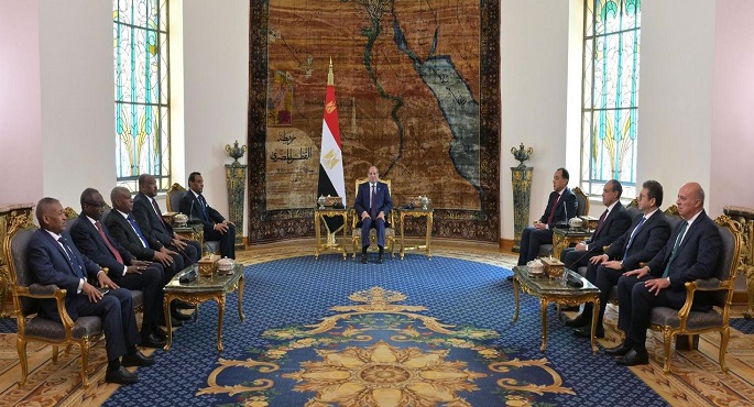 الرئيس السيسى يؤكد على موقف مصر الثابت فى دعم استقرار السودان ووحدة أراضيه