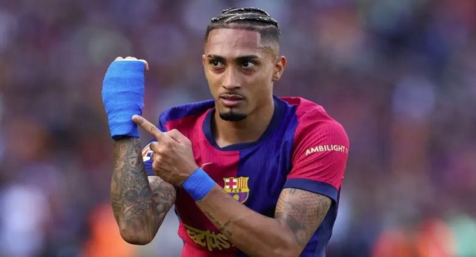 رسميًا.. برشلونة يعلن إصابة رافينيا