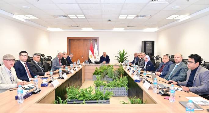 وزير الرى يؤكد استمرار الوزارة فى إدارة الموقف المائى بكفاءة