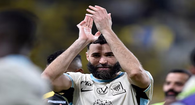 بنزيمة ينضم إلى الهلال السعودى بعد رحيله عن منافسه المحلى الاتحاد