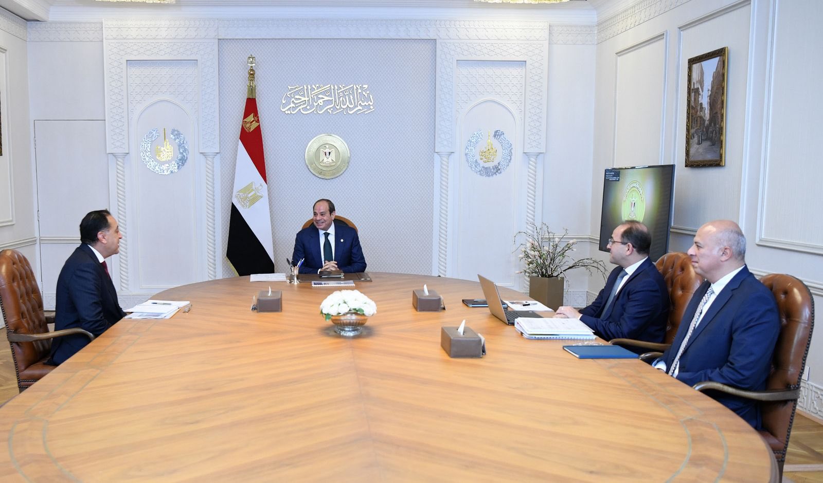 الرئيس السيسى يوجه بتطبيق حزمة جديدة للحماية الاجتماعية للفئات الأولى بالرعاية تزامنًا مع شهر رمضان