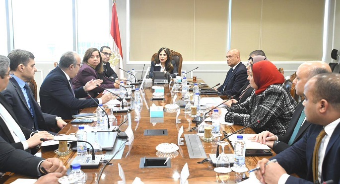 وزيرة الإسكان تُتابع موقف وحدات “سكن كل المصريين” والتسجيل للحصول على وحدات بديلة للمخاطبين بقانون الإيجار القديم