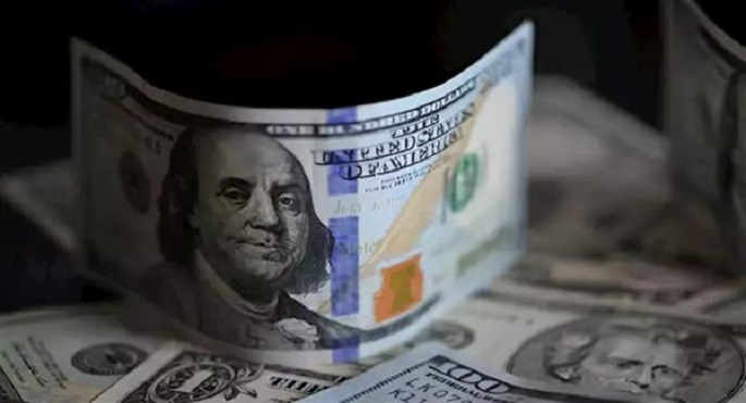 الدولار يتجه لتحقيق أكبر مكسب أسبوعى منذ أكتوبر مع تصاعد التوترات فى الشرق الأوسط