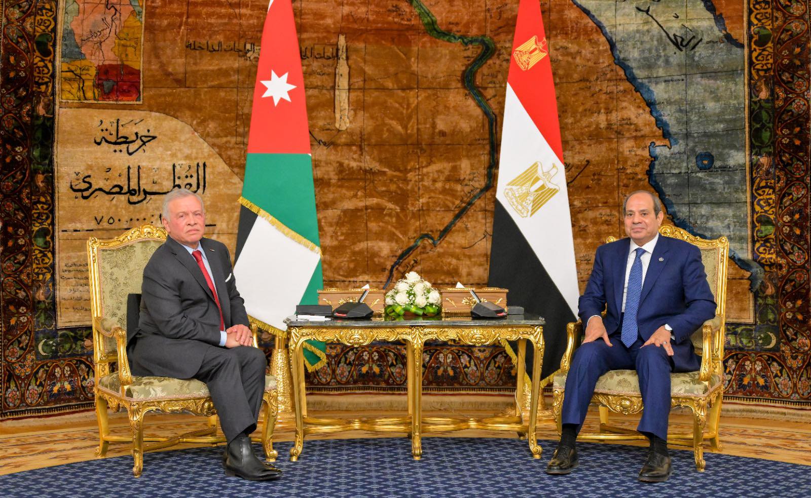 الرئيس السيسى والملك عبد الله يؤكدان  ضرورة التنفيذ الكامل لاتفاق وقف الحرب فى قطاع غزة