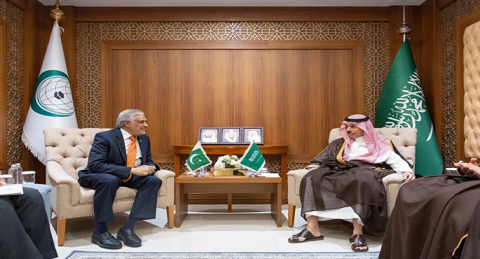 وزيرا خارجية باكستان والسعودية يبحثان تطورات الوضع الإقليمى