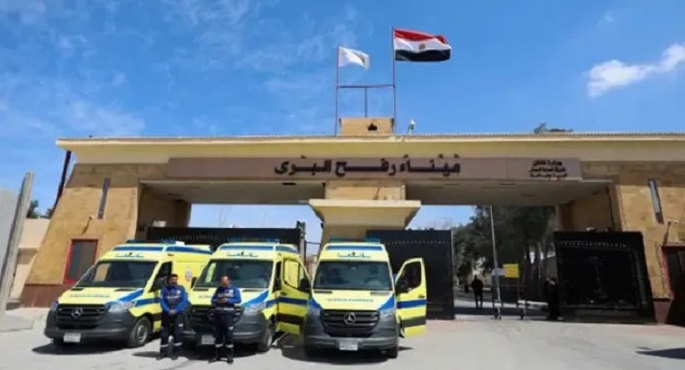 وصول الدفعة الرابعة من العائدين لقطاع غزة إلى معبر رفح البرى