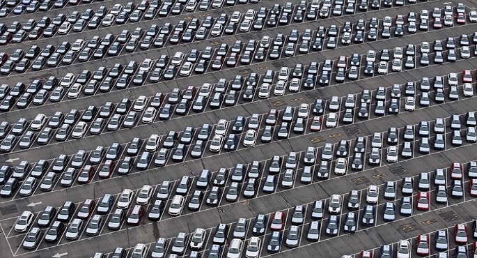 شركات صناعة السيارات الأمريكية تطلب من البيت الأبيض حمايتها من التعريفات الجديدة