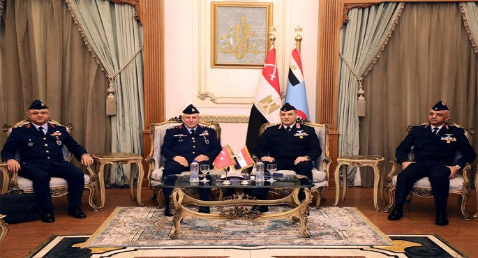 قائد القوات الجوية يلتقى نظيره التركى ويبحثان عددا من الموضوعات ذات الاهتمام المشترك