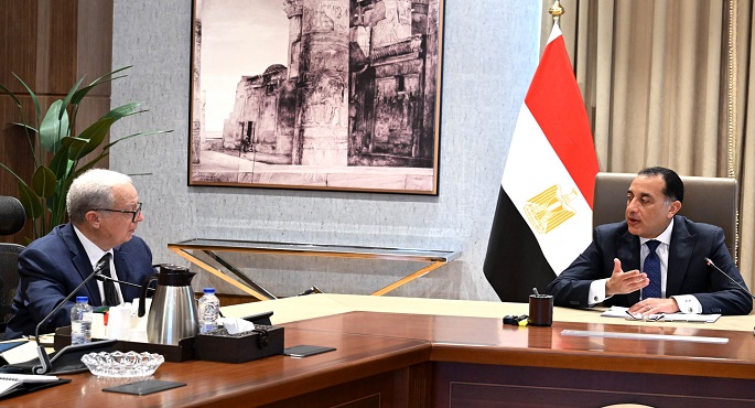 رئيس الوزراء: هيكلة الهيئات الاقتصادية والشركات المملوكة للدولة أحد أهم ملفات العمل خلال هذه المرحلة