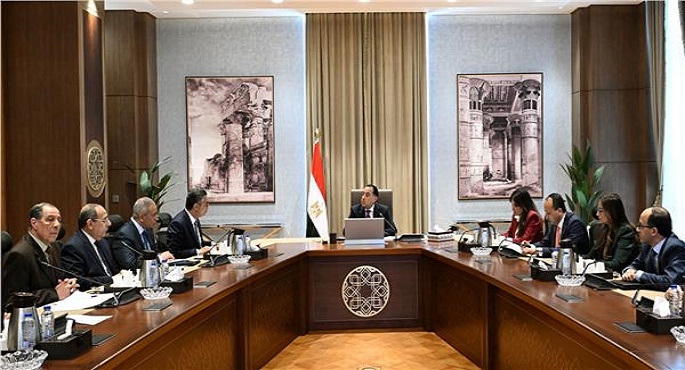 رئيس الوزراء يُتابع خطط وزارة التموين لتطوير صناعة السكر وتعزيز المخزون السلعى قبل حلول شهر رمضان