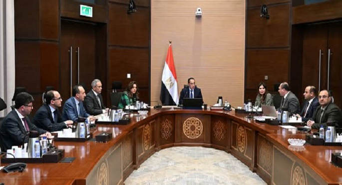 رئيس الوزراء: الدولة تولى أهمية كبيرة لتنمية محافظات الصعيد فى إطار رؤية مصر 2030