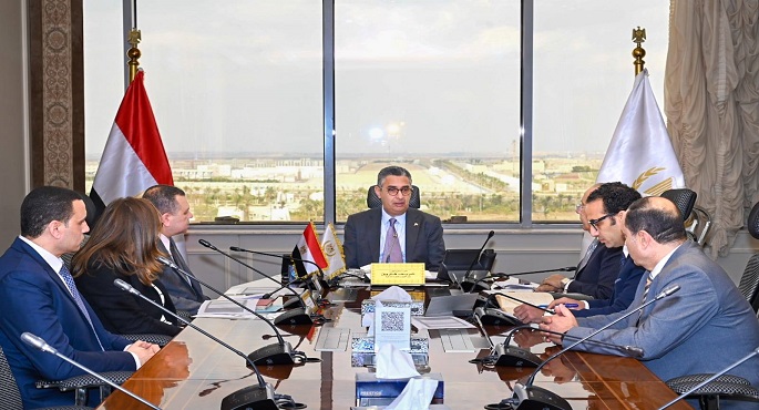 وزير التموين: متابعة لحظية لمنظومة صرف المنحة الإضافية للمواطنين المستحقين وتوجيهات حاسمة للتجار