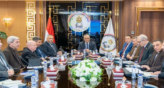 وزير الدولة للإنتاج الحربى يتابع الموقف التنفيذى لمشروعات المبادرة الرئاسية “حياة كريمة”
