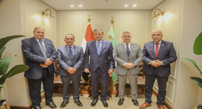 وزير الزراعة: نضع فى أولوياتنا التكامل مع البرلمان لضمان وصول الدعم لمستحقيه وتذليل العقبات أمام المزارعين