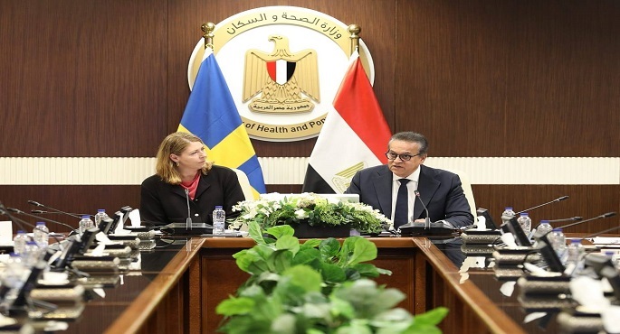 وزير الصحة يبحث مع وفد الشركات السويدية تعزيز الشراكات الاستراتيجية