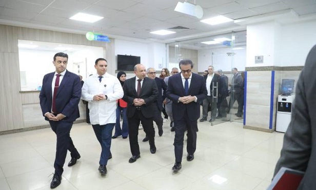 وزير الصحة يفتتح وحدة السكتة الدماغية بمستشفى العاصمة الجديدة