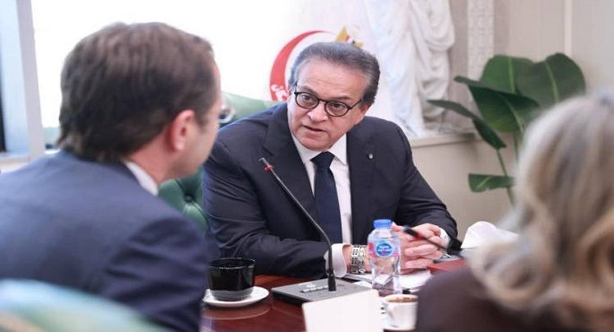 الصحة تعلن إطلاق خدمة “الفترات البينية” لإنهاء الزحام فى عيادات هيئة التأمين الصحى