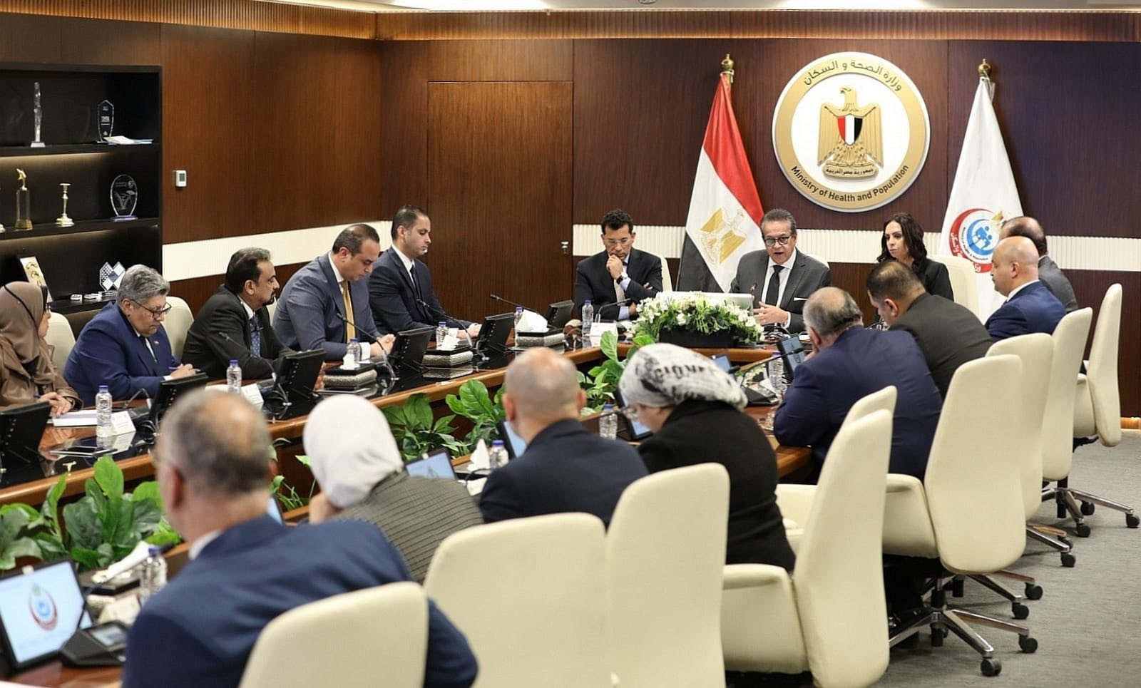وزير الصحة: رفع درجة الاستعداد بالمستشفيات القريبة من معبر رفح لتقديم الرعاية الطبية والإنسانية لمصابى غزة