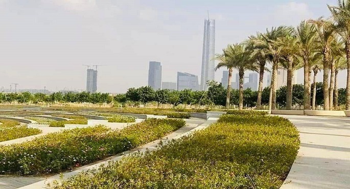 وزيرة الإسكان تتابع سير العمل بالحدائق المركزية “النهر الأخضر” والحى السكنى الخامس بالعاصمة الجديدة