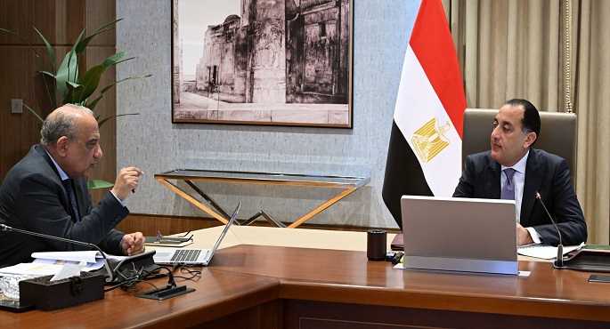 رئيس الوزراء يلتقى وزير الكهرباء لاستعراض عدد من ملفات العمل