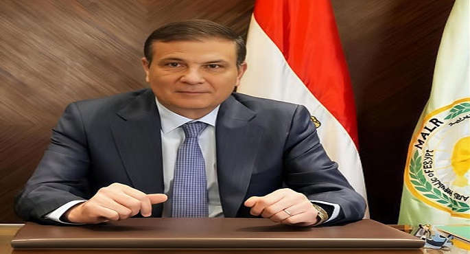 وزير الزراعة يتابع تقارير غرف العمليات والتحركات الميدانية لقطاعات الوزارة فى ثالث أيام العيد