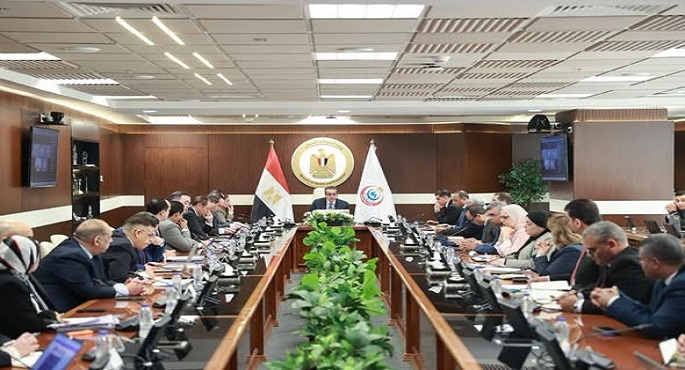 وزير الصحة يتابع تأهيل منظومة المنيا الصحية تمهيداً لإدراجها فى التأمين الشامل