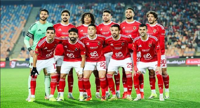 “كاف” يمنع حضور جماهير الأهلى مباراتين.. ويغرم النادى 60 ألف دولار