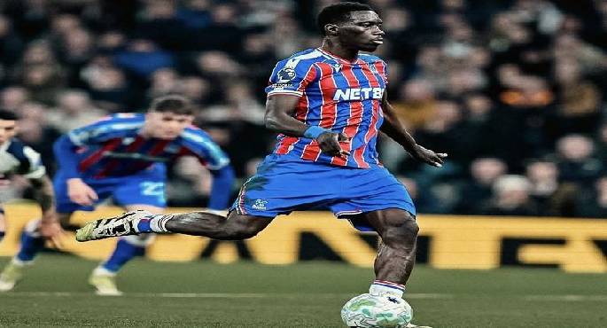 كريستال بالاس يفوز على توتنهام ٣-١ بالدورى الإنجليزى