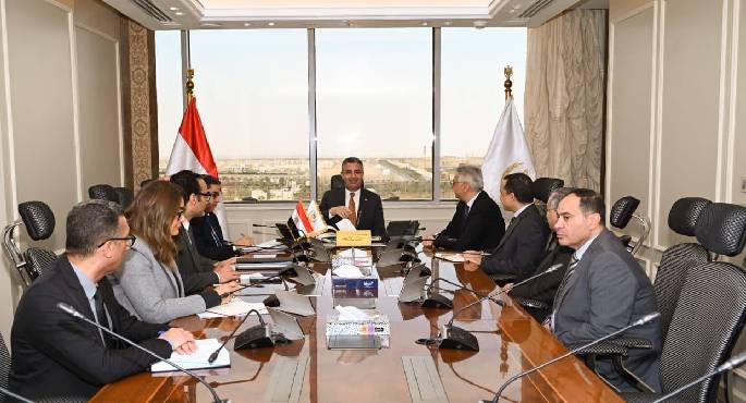 وزير التموين يتابع مع شركة “فييرم مصر” تنفيذ مشروع توطين صناعة صوامع تخزين الحبوب