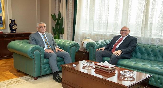 “الإنتاج الحربى” و”العربية للتصنيع” تبحثان سبل تعزيز التعاون المشترك فى مجالات التصنيع المختلفة