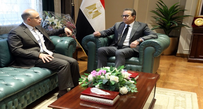 وزيرا الصحة والاستثمار يبحثان تعزيز الشراكة مع القطاع الخاص لتطوير وتوسيع منظومة التأمين الصحى الشامل