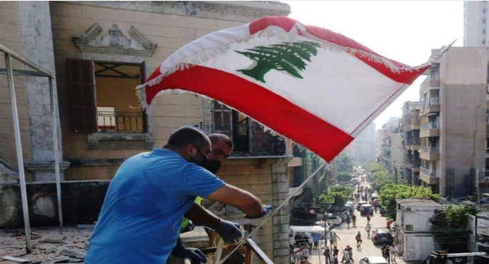 الهجمات والتهديدات الإسرائيلية بإخلاء مناطق جنوب لبنان تدفع عشرات الآلاف للنزوح شمالا