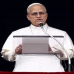 بابا الفاتيكان يدعو الرب أن يساعد القادة على نبذ الحرب